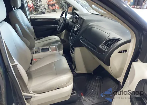 2013 Chrysler Town & Country Touring из США, поврежденный, VIN 2C4RC1BG7DR594516